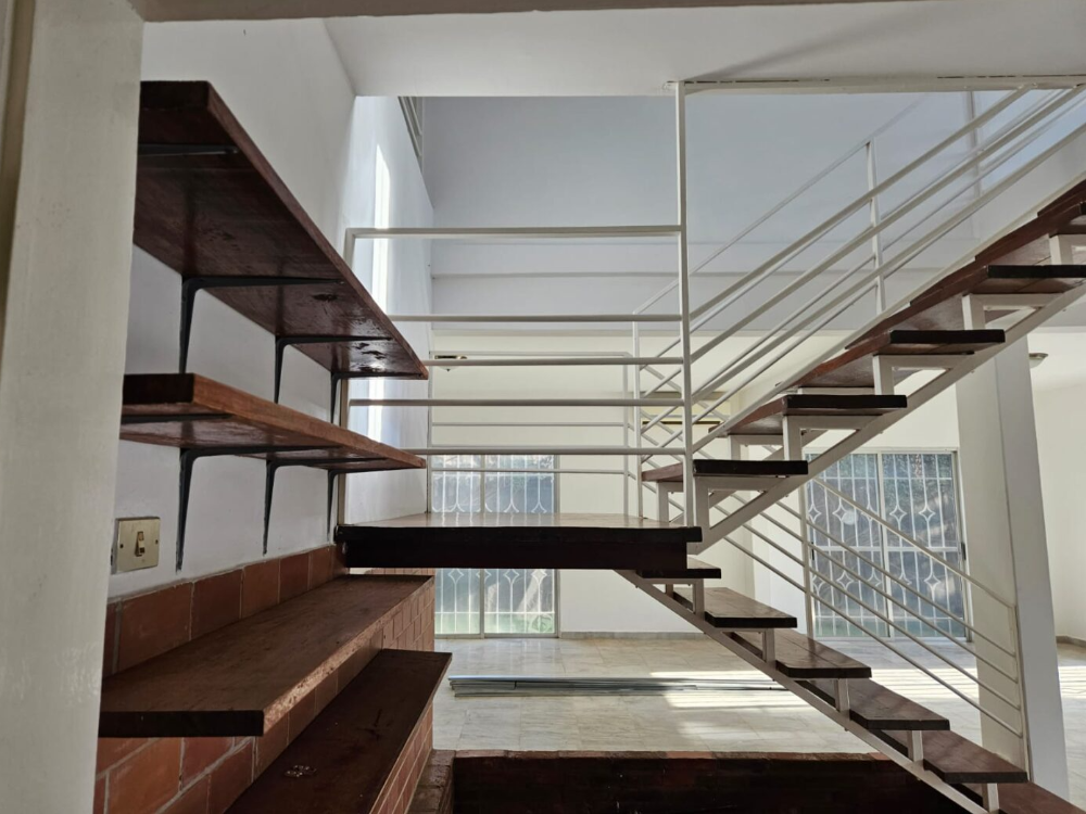 product-name:2 Storey building at  Bertil Harding ,supplier-name:Gamrealty Rea-estate