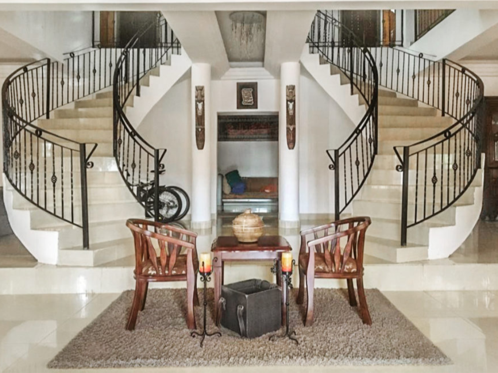 product-name:Amazing pool villa for sale | Brufut Heights ,supplier-name:Gamrealty Rea-estate