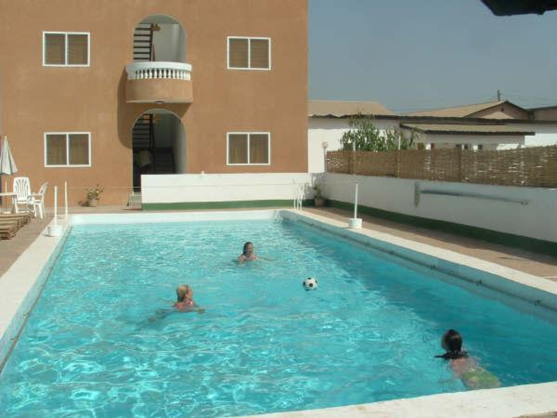 SUNDOWNERS BUNGALOW logo